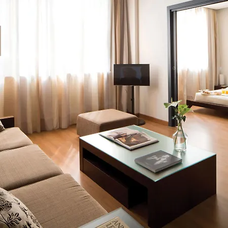 Western Expo Hotel 4*