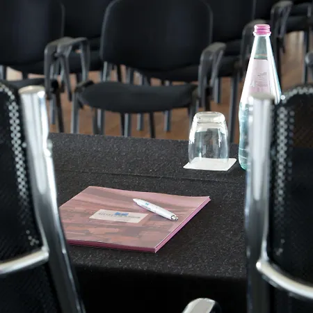 Western Expo Hotel 4*