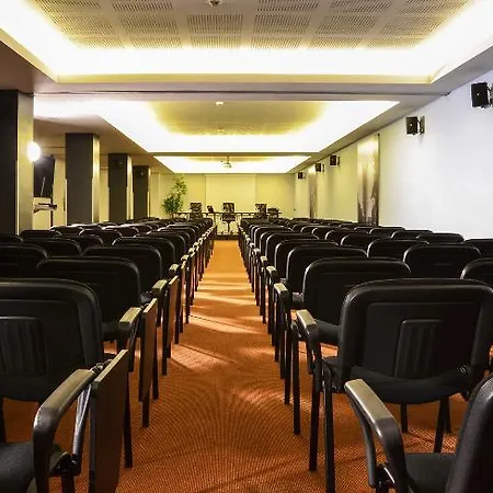 Western Expo Hotel 4*