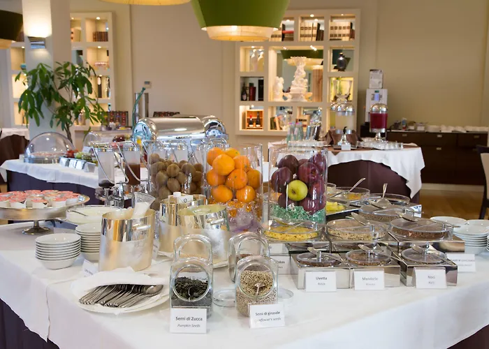 会展中心贝斯特韦斯特优质酒店 酒店 4*