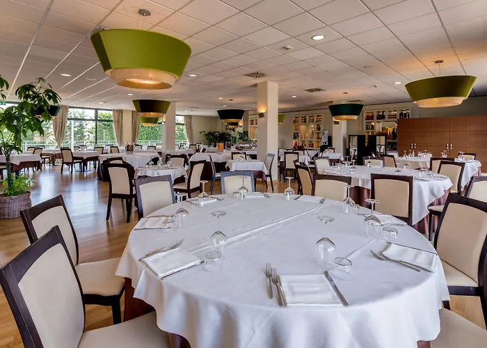 会展中心贝斯特韦斯特优质酒店 4*