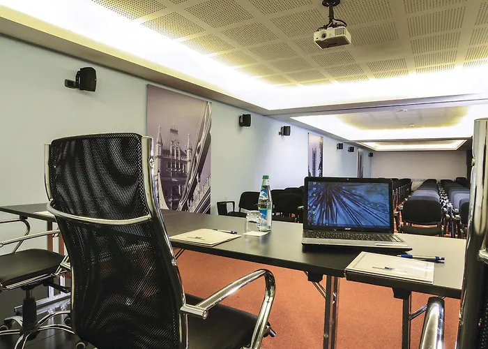 会展中心贝斯特韦斯特优质酒店